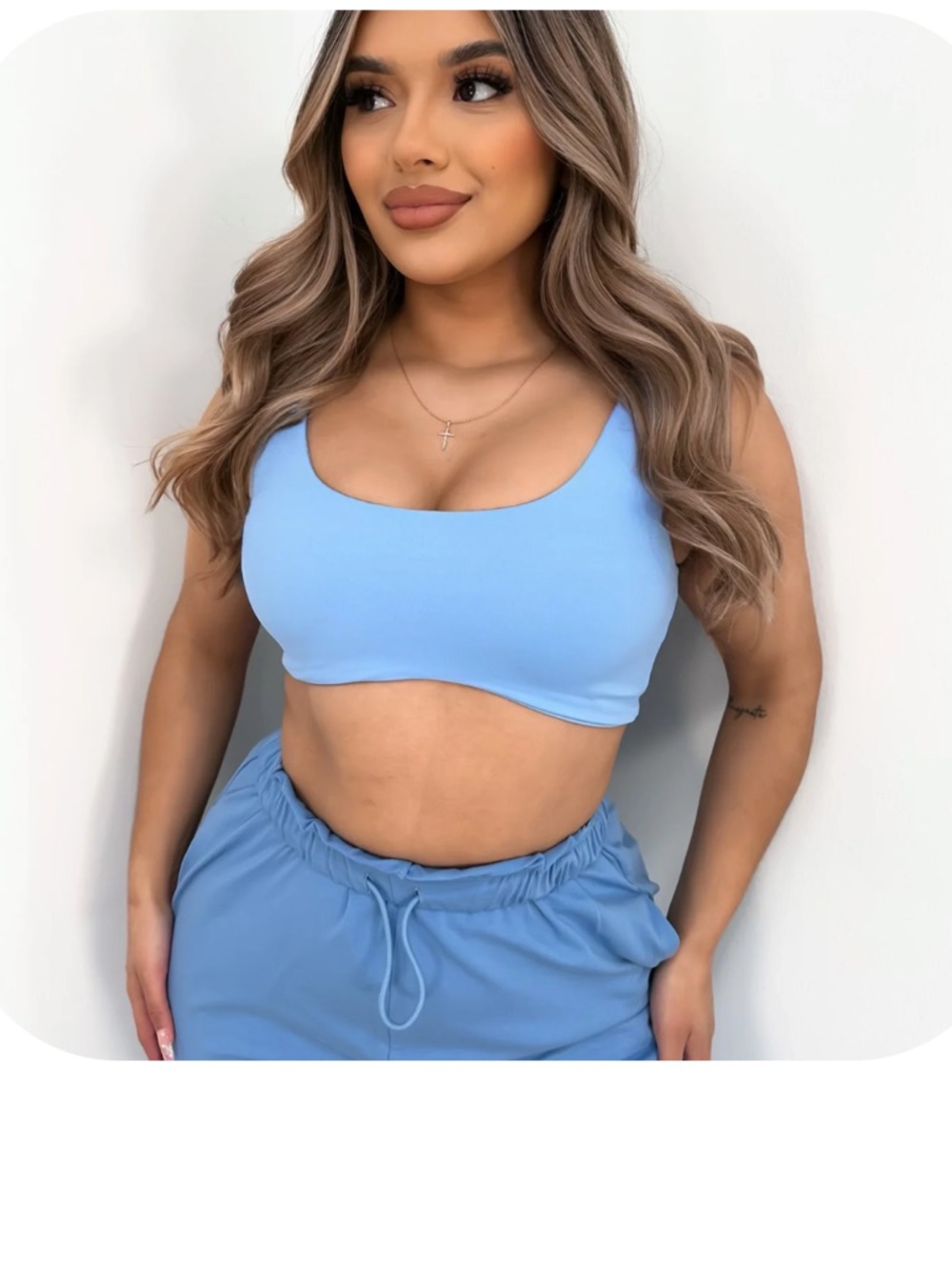 Light Blue Scoop Neck Crop Tank Top - Classic Stretch Fit